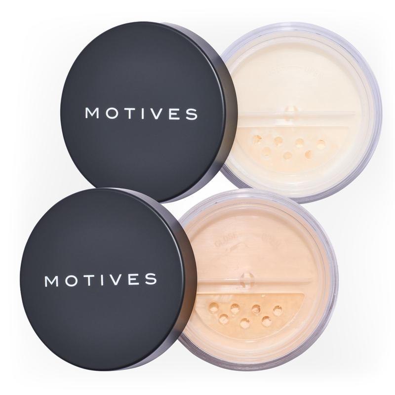 Motives&reg;清透柔焦蜜粉